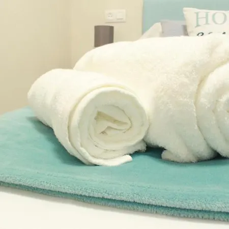 Centro Cerca De Estacion De Buses Y Trenes ホームステイ