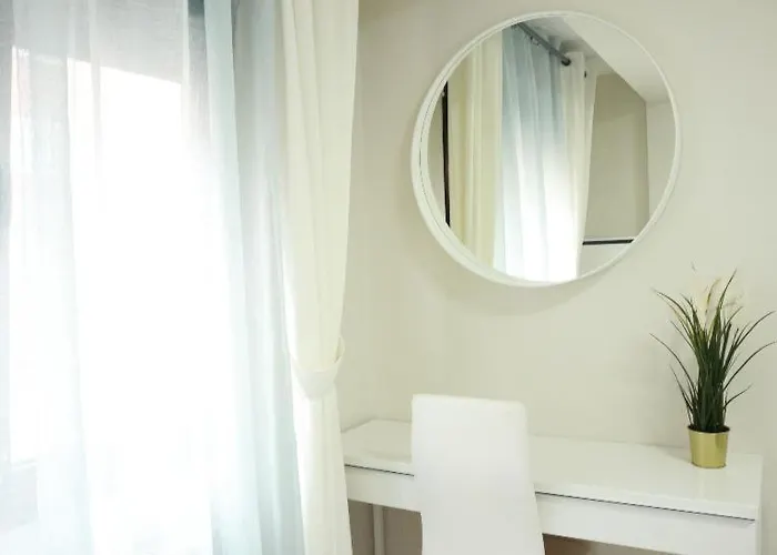 Habitación Centro Cerca De Estación De Buses Y Trenes