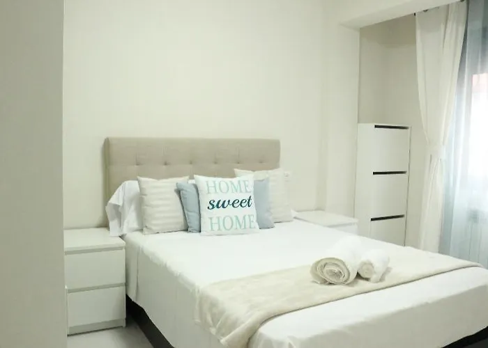 Habitación Centro Cerca De Estación De Buses Y Trenes Oviedo